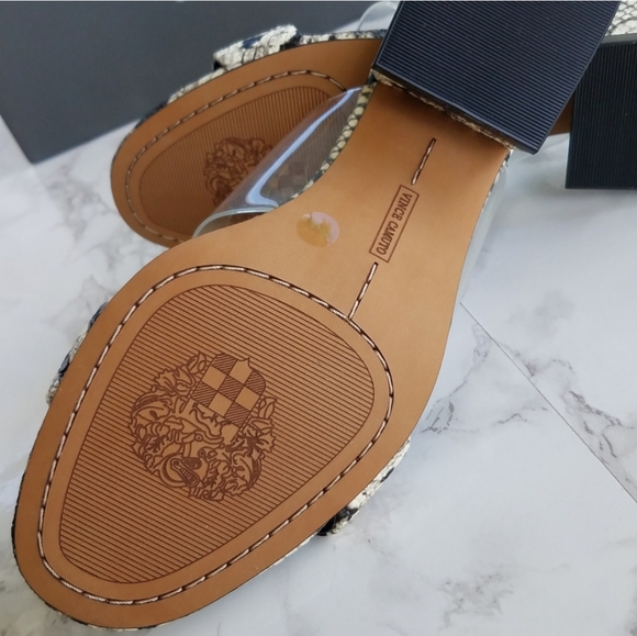 Vince Camuto Snake Print Embossed Open Toe Sandals size 8 - Picture 10 of 16
